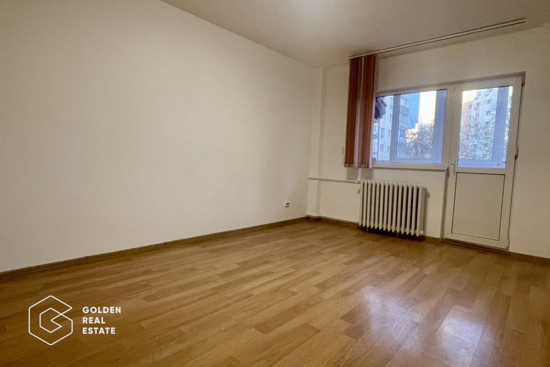 Apartament 3 camere și 2 bai, decomandat - ideal pentru birouri sau locuit