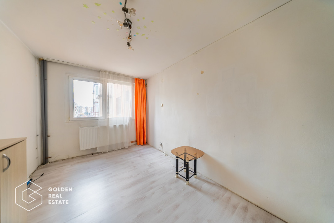 Apartament 3 camere, 6/10, cu centrala proprie, zona Fortuna