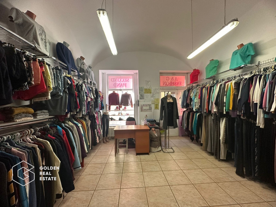 Afacere Second Hand La Cheie in Zona Ultracentrala - Pret Avantajos