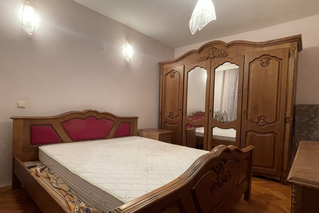 Apartament 3 camere, 2 bai, decomandat, Metrou Obor