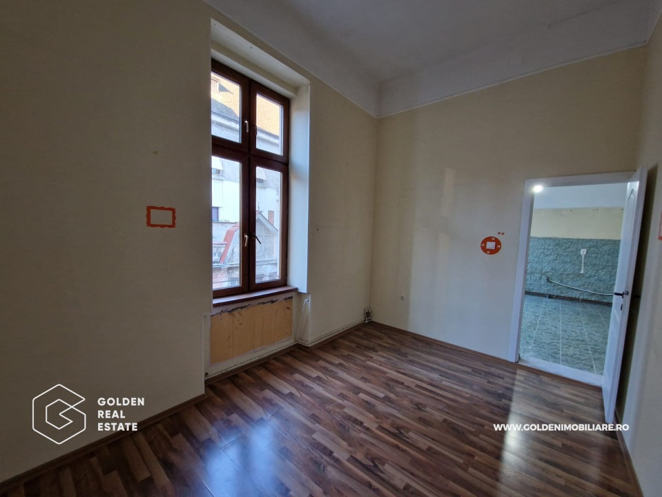 Apartament 3 camere, ultracentral, cladirea Catedralei Catolice