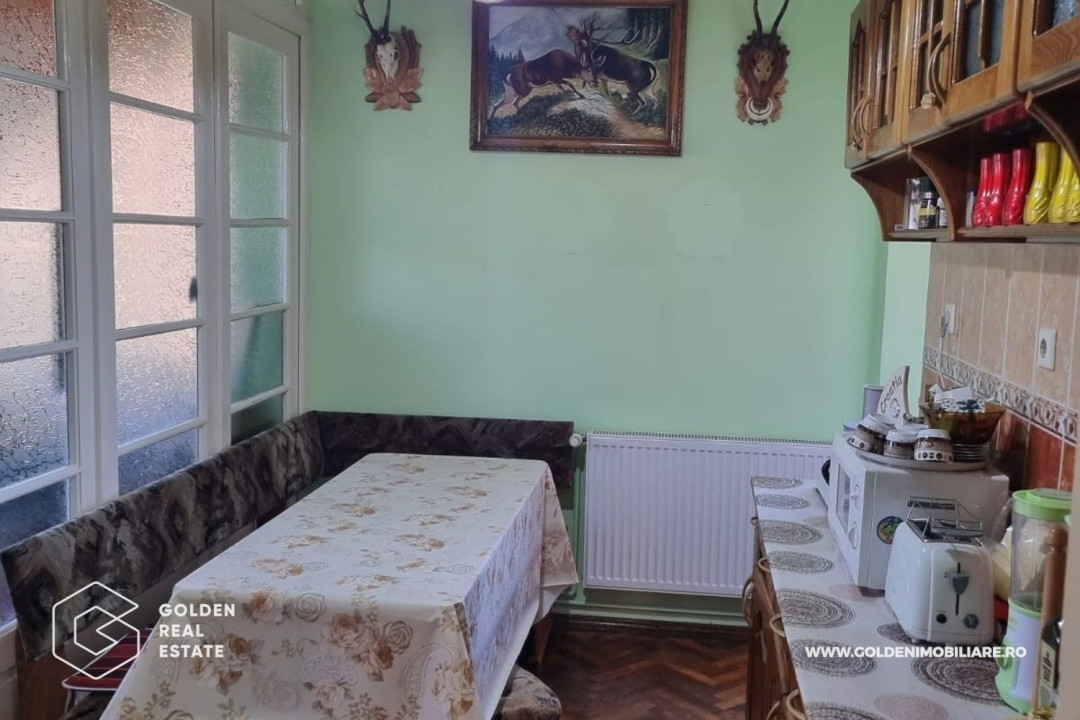 Apartament 3 camere din cărămidă, zona Intim, localitatea Lipova