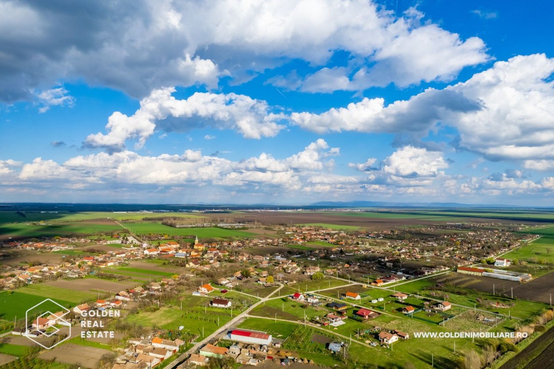 Teren intravilan, localitatea Dorobanţi, 2000 mp