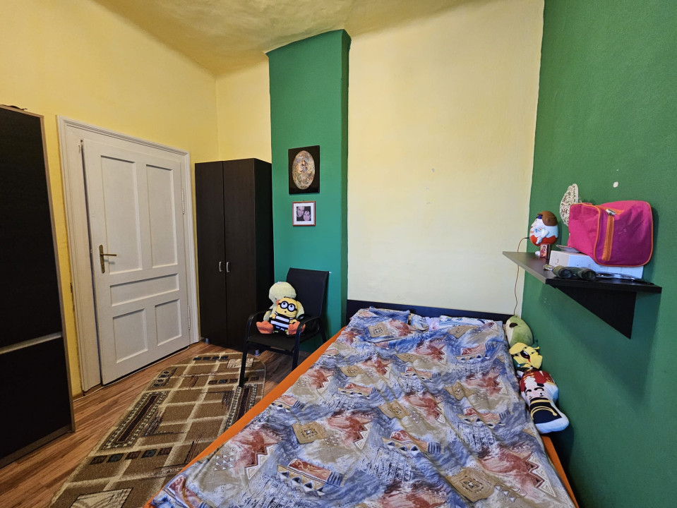  Casa mare, solida, Timisoara, D+P, 5 camere, 2 bai, Zona Lipovei