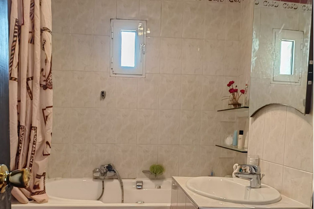 Apartament 2 camere, la cheie,  zona Podgoria