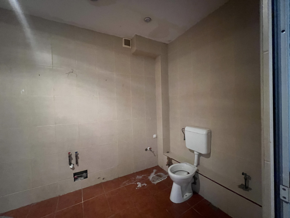 Vânzare apartament 4 camere zona Mosilor