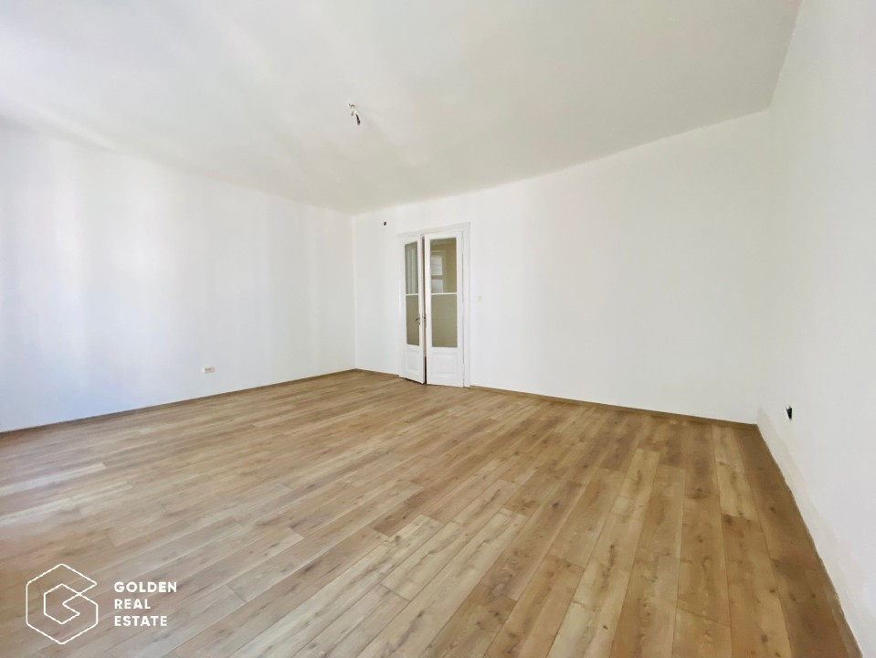 Apartament deosebit în clădire istorică pe strada Eugeniu de Savoia