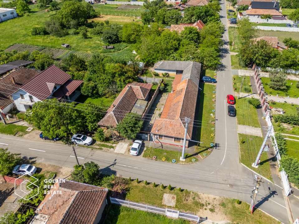 Casa 5 camere si teren generos, zona foarte linistita, aproape de Manastirea Gai