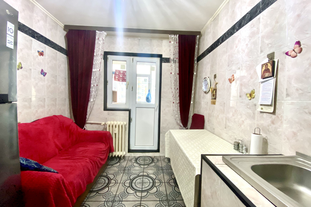 Apartament 3 camere spatios, decomandat zona Tei