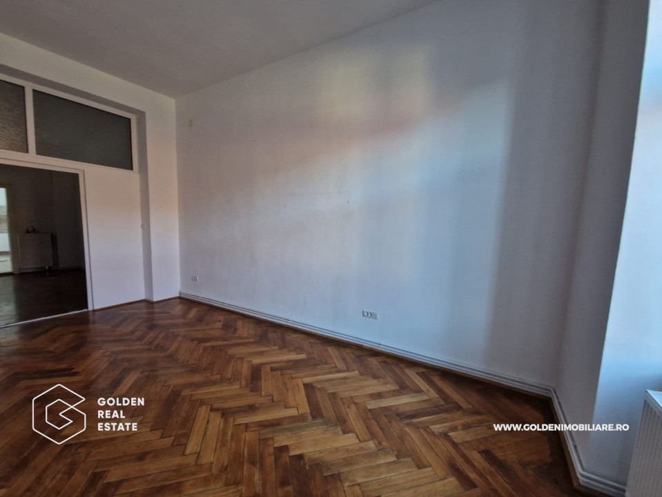 Apartament 2 camere, renovat, ultracentral - cladirea Catedralei Catolice