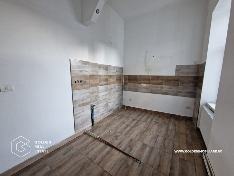 Apartament 2 camere, renovat, ultracentral - cladirea Catedralei Catolice