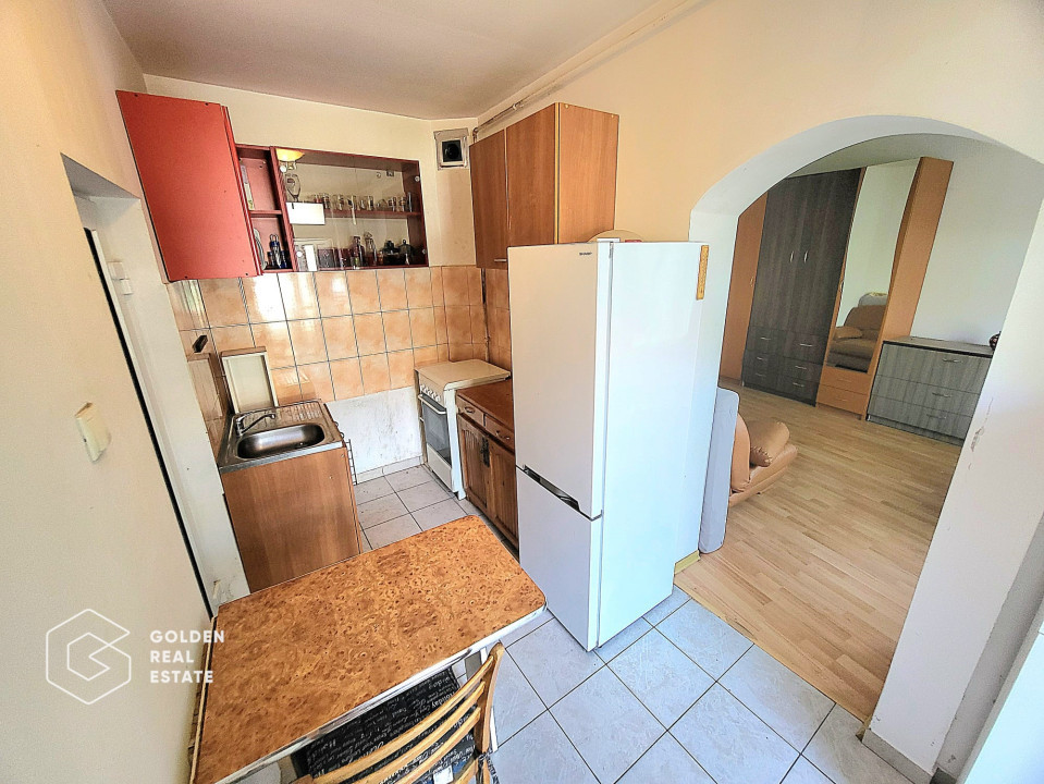 Apartament cu 1 cameră, la curte, zonă Centrală