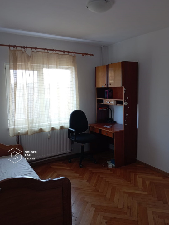 Apartament 3 camere, zona Garii