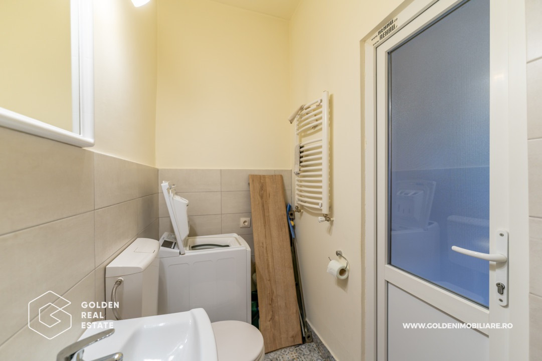 Apartament la curte, o camera, complet renovat, zona Boul Rosu