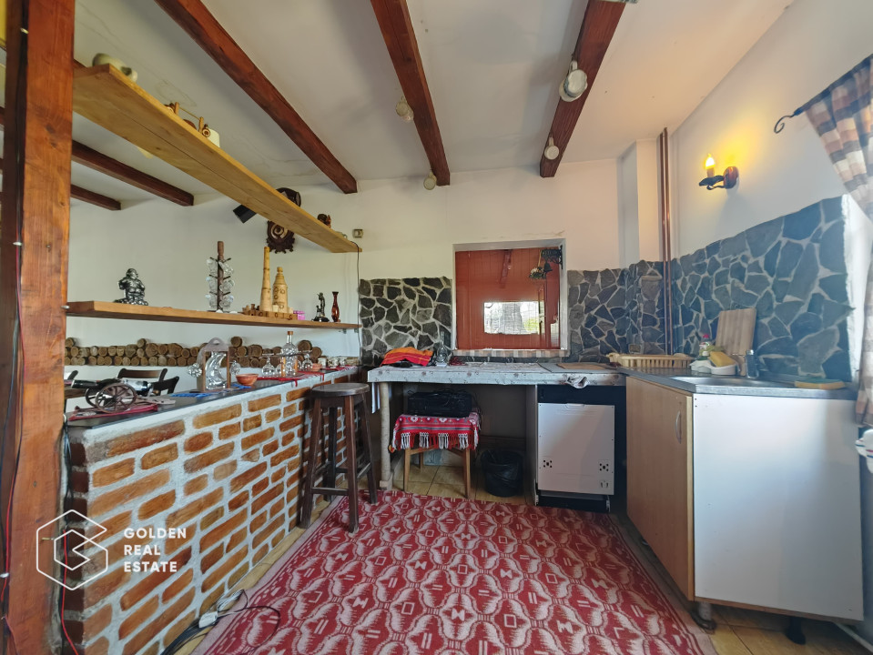 Casa de vacanta in stil Rustic, zona Taut