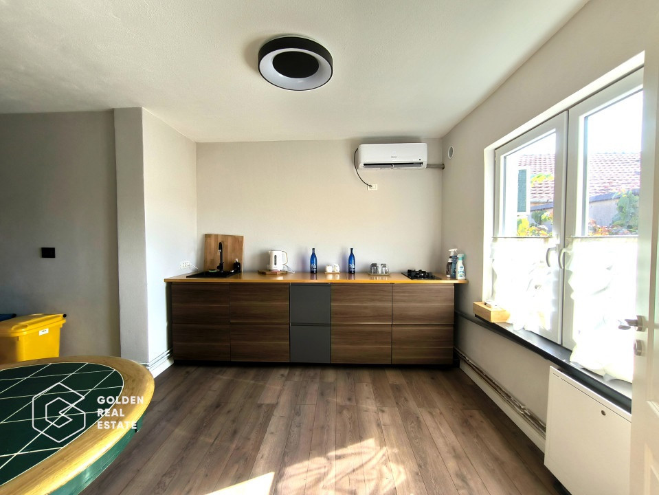 Apartament la casa foarte spatios, 3 camere,  zona Functionarilor