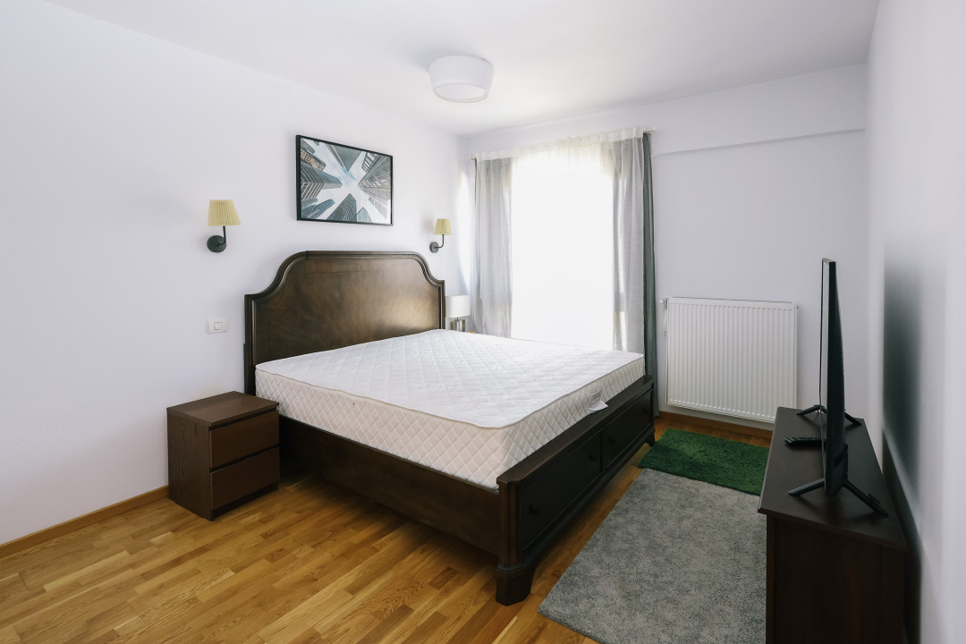  Penthouse cu 4 camere, Bdul Pipera, terasa de 99 mp si doua parcari