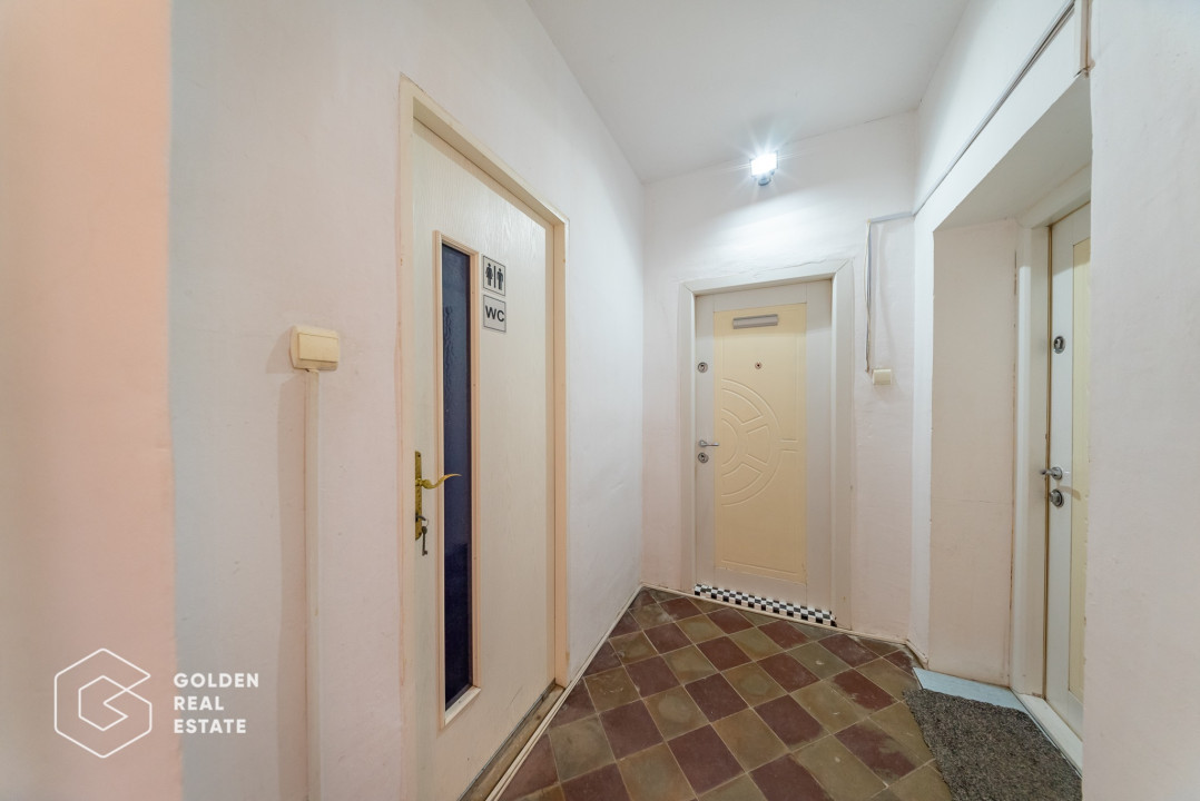 Apartament 3 camere pe Bulevardul Revolutiei, ideal pentru locuinta sau birouri