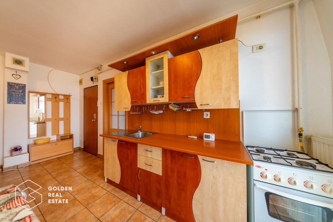 Apartament 2 camere, zona Alfa, decomandat