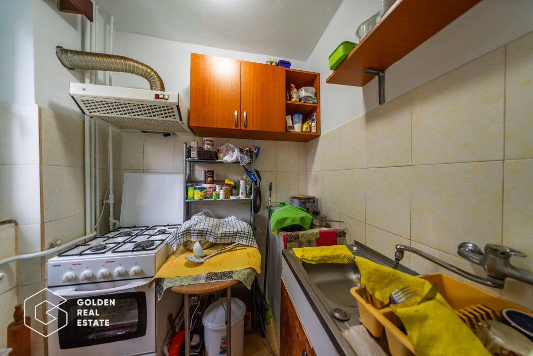 Apartament 2 camere, etaj 1, zona Grădiște